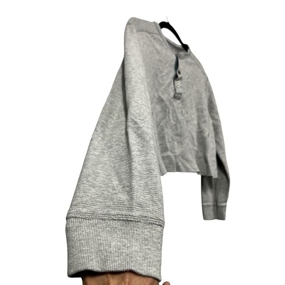 Eddie Bauer Women’s Crop Long Sleeve Sweatshirt / Size-Medium - Picture 3 of 6